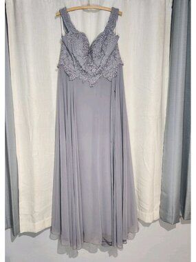 Cindy USA Women's Gown Dress Lace Grey Size 3XL